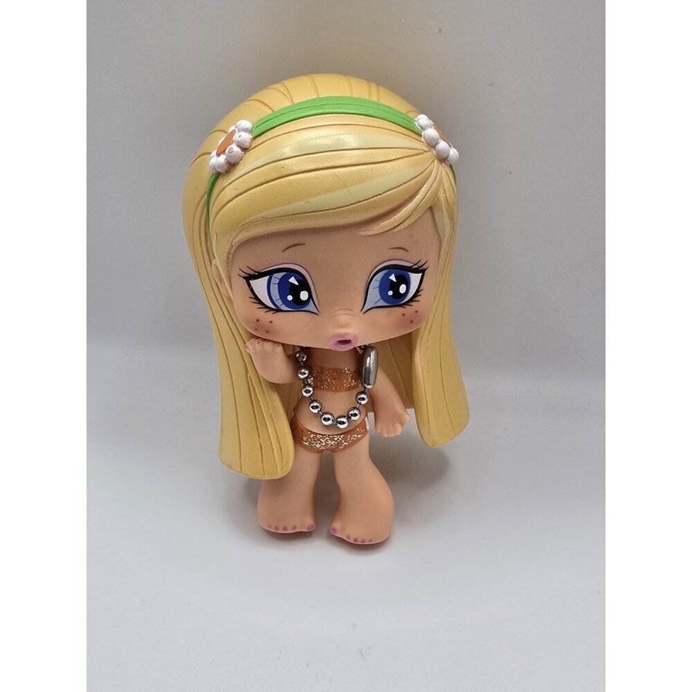 MGA Entertainment Bratz Babyz Milk Carton Cloe V1 Collectible Figure Loose
